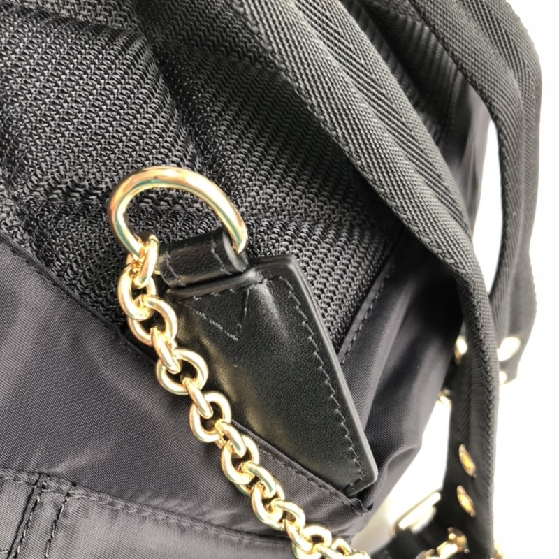 Bv*b*rry backpacks